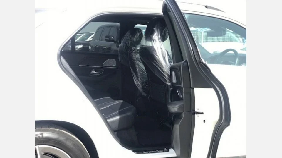 Mercedes-Benz GLE 300 AMG Line Right Hand Drive AM Diesel Automatic Full Option