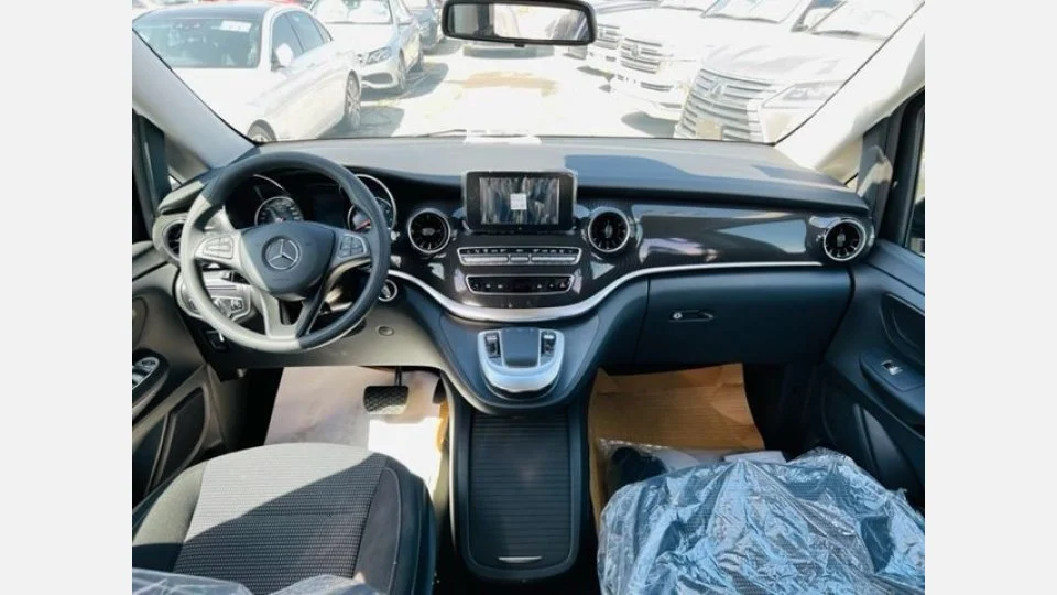 Mercedes-Benz V 250 GCC Standard  Left Hand Drive 2.0 Petrol Automatic