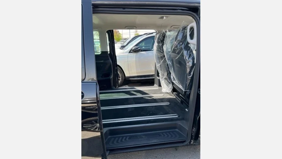 Mercedes-Benz V 250 GCC Standard  Left Hand Drive 2.0 Petrol Automatic